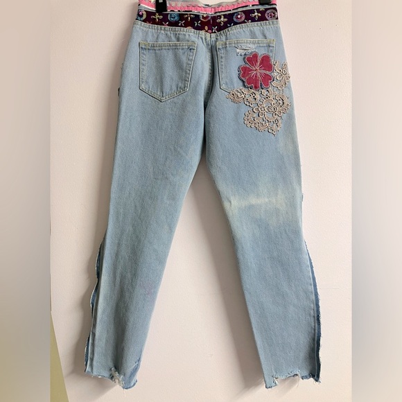 Women’s Distressed/Grunge Embroidered Jeans, Small, Embellished, Handstitched - Picture 13 of 14